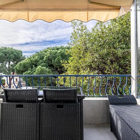 Apartment 65 Alex - One-bedroom With Parking And Near *